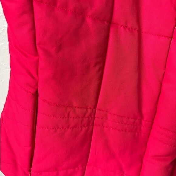 Vineyard Vines Salmon Coral Pink Quilted Vest size Medium - Picture 6 of 6